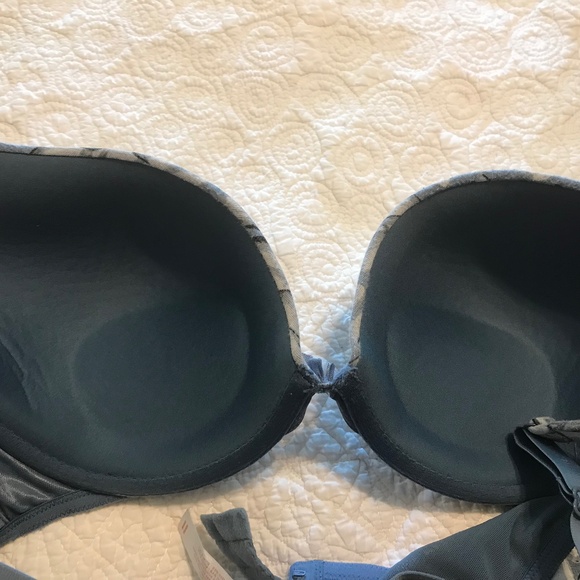Cacique cotton boost plunge blue bra with penguin pattern (44B) - Picture 5 of 11